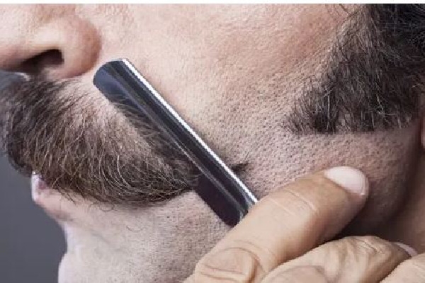 刮胡子有黑印怎么消除 刮胡子为什么会变青